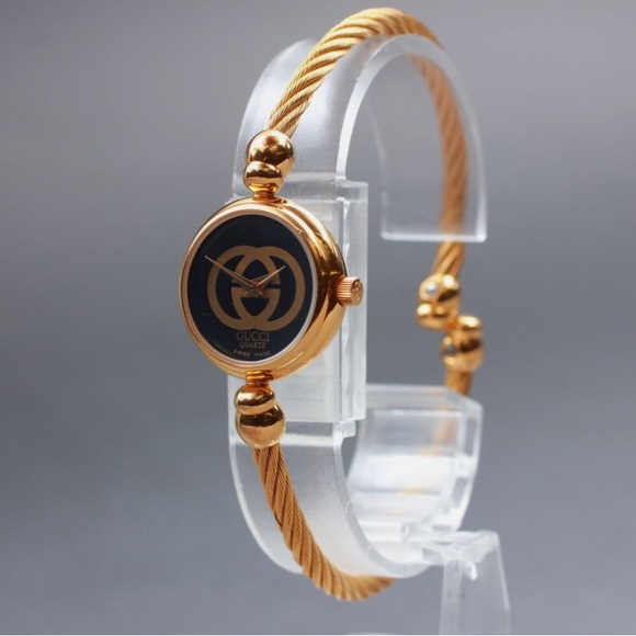 GORGEOUS Gucci Swiss Quartz Statement Watch Double GG’s 💕 - Picture 6 of 9